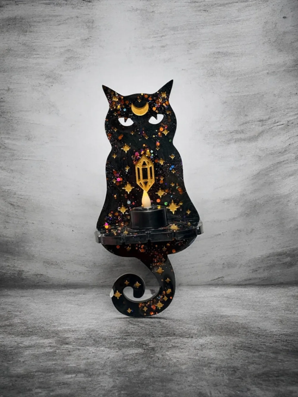 Resin cat candle holder